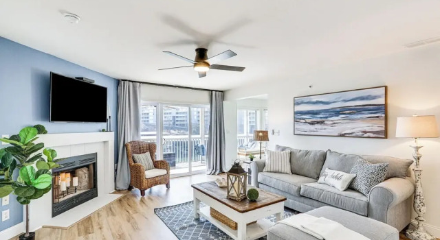Апартаменты Regatta Bay Condo w/ Balcony + Water Views!