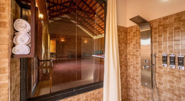 Gudlu, Varaa Hotelli Sakleshpur Bangalore