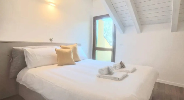 Modern Flat 1 Near the Swiss Border in Viggiù, Забронировать Апартаменты/квартира Виджу Provincia di Varese
