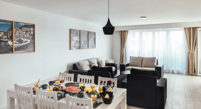 Апартаменты с 2 комнатами с видом на горы City Beach Makarska