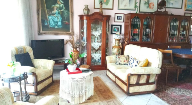 Люкс Deluxe с 2 комнатами с балконом и с видом на сад Villa Corrias