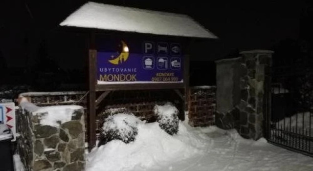 Ubytovanie Mondok, Rezervovat Hotel Hotely v Nitriansky kraj s parkováním, Parkování
