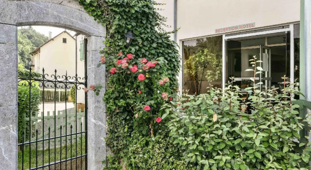 Logis lAuberge de lÉtable, Prenota Ostello Ostelli a Aquitania, Ostello