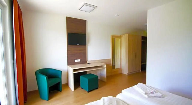 Dorfgasthof Berlakovich, Rezervasyon Otel Markt Sankt Martin Avusturya