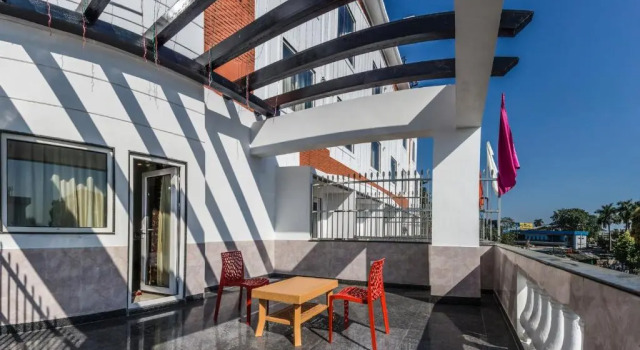 Люкс Hotel Suktara International