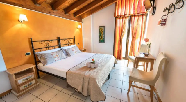 Двухместный номер Deluxe с видом на озеро Agriturismo Costadoro