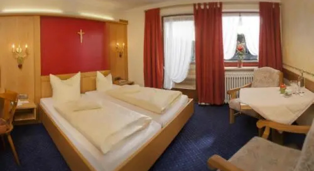 Hotel Gasthof Rose, Prenota Hotel Oy-Mittelberg Algovia