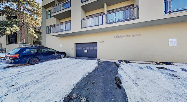 Luxe W/ Pool & Hot Tub - Steps To Lifts! 2 Bedroom Condo, Забронировать Отель Отели Парк-Сити 3 звезды, рядом с Park City Parking, 3*