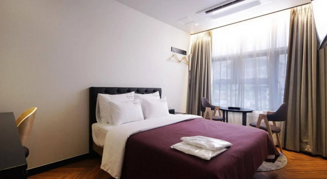 Platinum Hotel