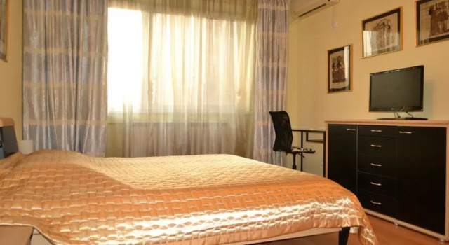 Gold Studio Deluxe, Забронировать Апартаменты/квартира Сектор 5 Бухарест, рядом с Музей коллекций произведений искусства