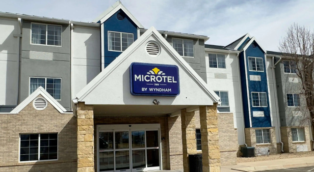 Microtel Inn & Suites by Wyndham Denver Airport