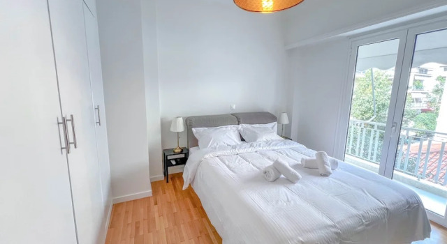 Family Two Bedroom Apartment Benaki, Забронировать Апартаменты/квартира Афины Острова Саронического залива - Аттика, рядом с Мечеть Тзисдаракис