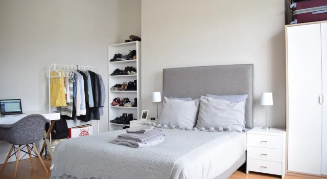 Bright 1 Bedroom Flat in Dublin, Забронировать Апартаменты/квартира Отели Дублина с парковкой, рядом с Больница заболеваний глаза и уха имени Королевы Виктории, Парковка