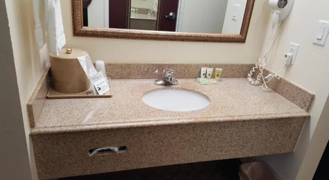 Номер Standard Budget Host Inn and Suites Cameron