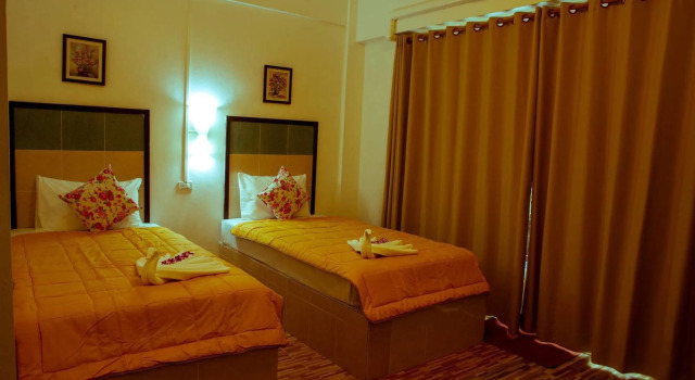 Krabi Grand Hotel, Забронировать Отель Недорогие отели Краби-таун, рядом с Tourism Authority of Thailand, недорого