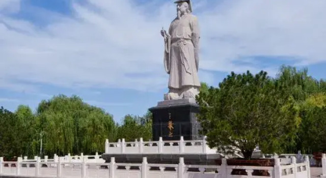 Jinjiang Hotel (Linyi Beicheng New District Grand Theater), Prenota Hotel Hotel a Shandong con parcheggio, Parcheggio