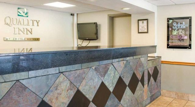 Quality Inn & Suites, Prenota Hotel Lafayette 