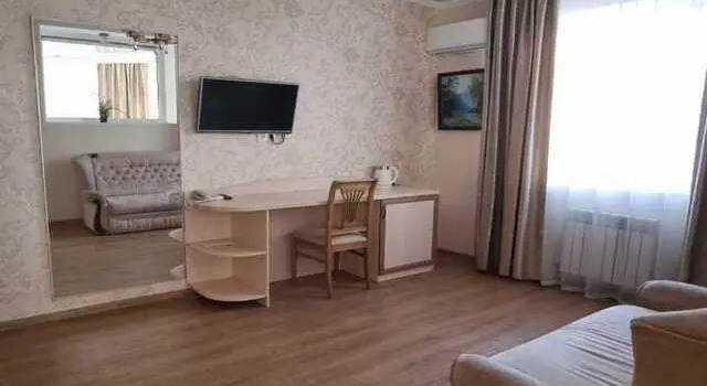 Полулюкс Юлия