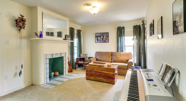 Walk to Mueller Lake Park! Home w/ Patio & Yard, Book Feriehus Austin Greater Austin