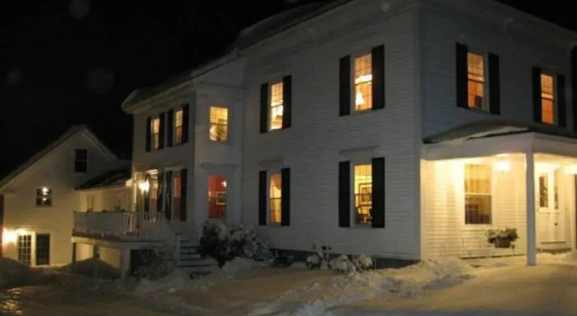 Kennebec Inn Bed and Breakfast, Rezerwuj Hotel Hotele w New England z basenem, Basen