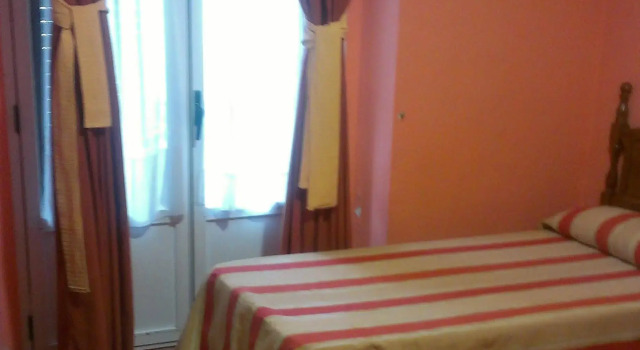 Hostal Playa 2, Забронировать Отель Мадрид Провинция Мадрид, рядом с Дом-музей Лопе де Вега