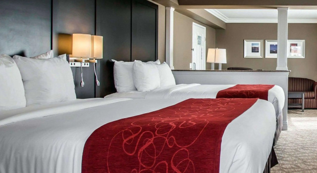 Четырёхместный люкс Comfort Suites San Clemente Beach