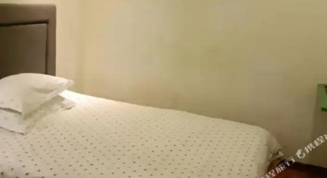 Xiangzuo Xiangyou Fashionable Hotel, Prenota Hotel Shaoxing Zhejiang