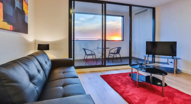 Семейные апартаменты с 2 комнатами с балконом Melbourne Knox Central Apartment Hotel Official
