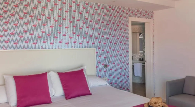 Апартаменты Premium с 2 комнатами Flamingo Beach Mate