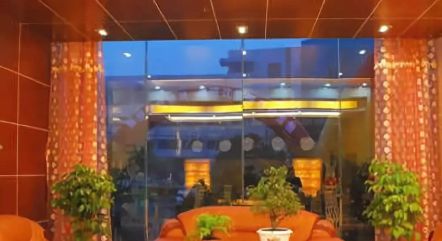 Hua Feng Hotel