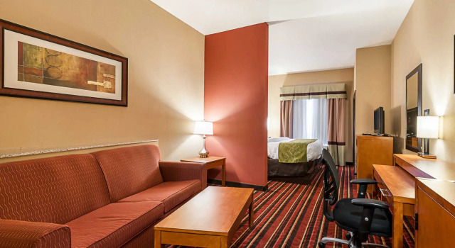 Люкс Comfort Suites Sulphur-Lake Charles
