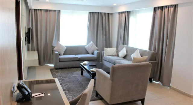 Номер Standard с 3 комнатами Mövenpick Hotel & Resort Al Bida'a Kuwait