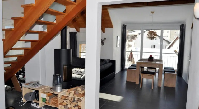 Chasa Döss 3, Book Hotel Scuol Grisons