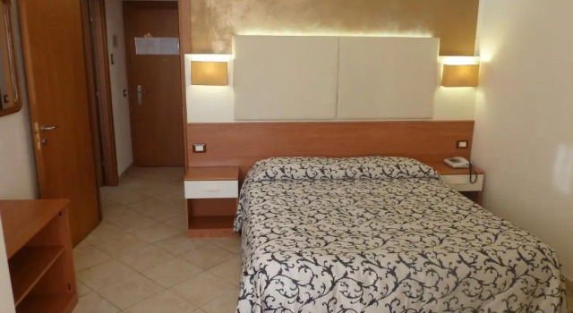 Семейный люкс с 2 комнатами Hotel Kaly