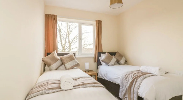 25 Tamar Cottage, Varaa Lomakoti Mökit kohteessa Merseyside, Mökki