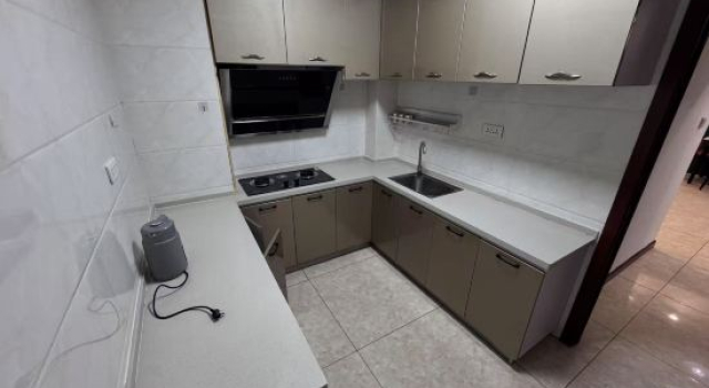 Люкс Deluxe Jinyue Homestay (Songyuan Central Mansion)