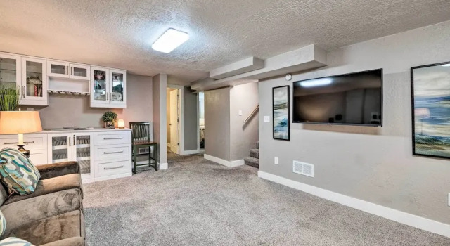 Modern Salt Lake City Apt.- 20mi to Snowbird!