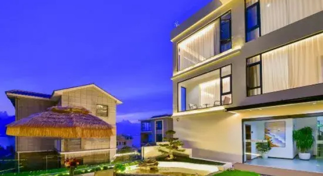 Dali Romance - Sea & Sky Vistas · Luxury Villa, Prenota Villa Hotel a Dali con parcheggio, Parcheggio