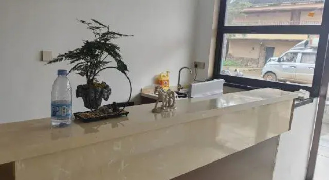Shandingding Homestay (Zhaotong Dashanbao Scenic Area)