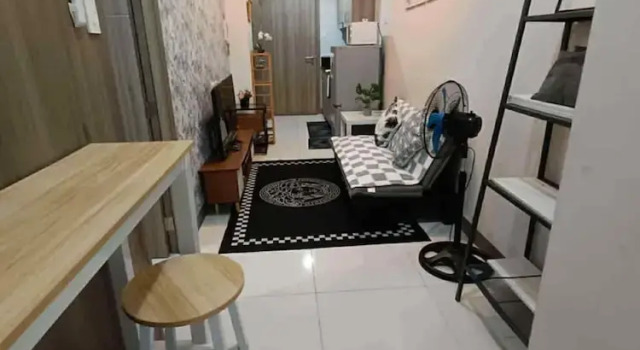 Номер Comfort Modern Comfort in Pasay with Pool