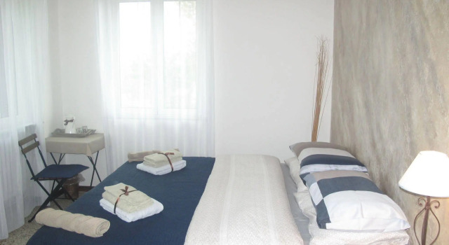 B&B Al Colle, Book Bed and Breakfast Hoteller i Magliolo med parkering, Parkering