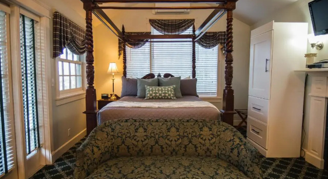 Двухместный номер Deluxe The Campbell House Inn