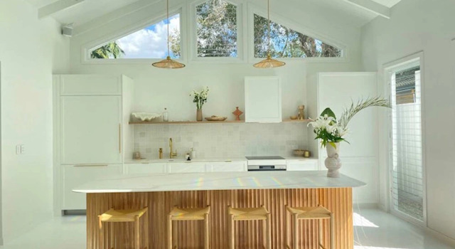 Pool House - Peaceful Luxury, Byron Bay, Забронировать Отель Отели и гостиницы Байрон-Бей, рядом с Cumbebin Swamp Nature Reserve, Отель