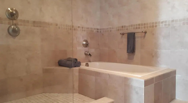 Secluded and Modern Beachfront House, Book Hostel / Vandrerhjem Hostels i Nassau, Hostel / Vandrerhjem