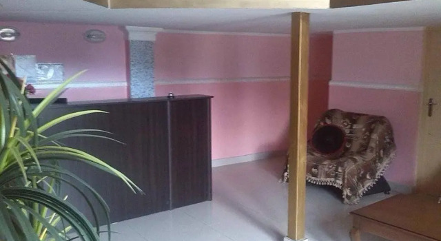 Hostel Georgia, Prenota Ostello Sulkhan-Saba Kutaisi