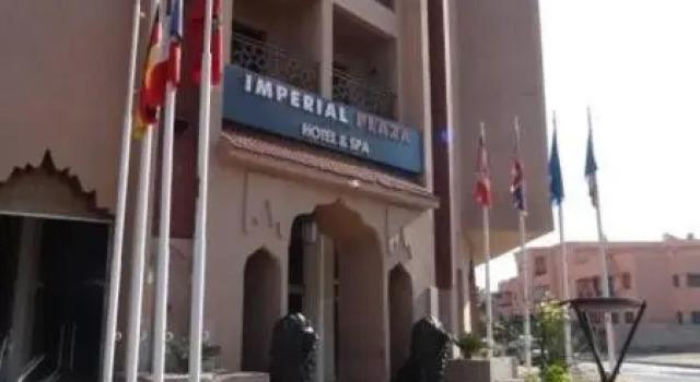 Manis Apartment Set in a Hotel Area, Забронировать Апартаменты/квартира Отели Марракеш-Тенсифт-Эль-Хауз с парковкой, Парковка