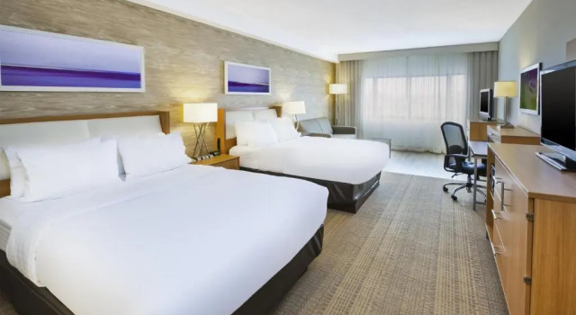 Четырёхместный номер Executive DoubleTree by Hilton Rapid City Downtown Convention Center