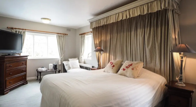 Chequers Hotel