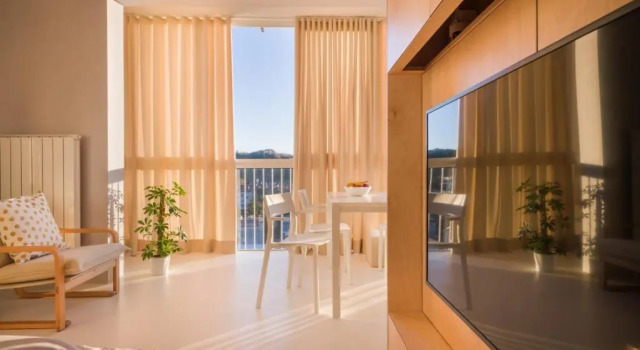 Студия Elegant Studio Apartment with Panoramic View