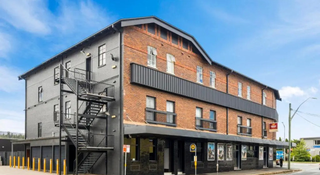 Hotel Queanbeyan Canberra, Prenota Hotel Queanbeyan New South Wales